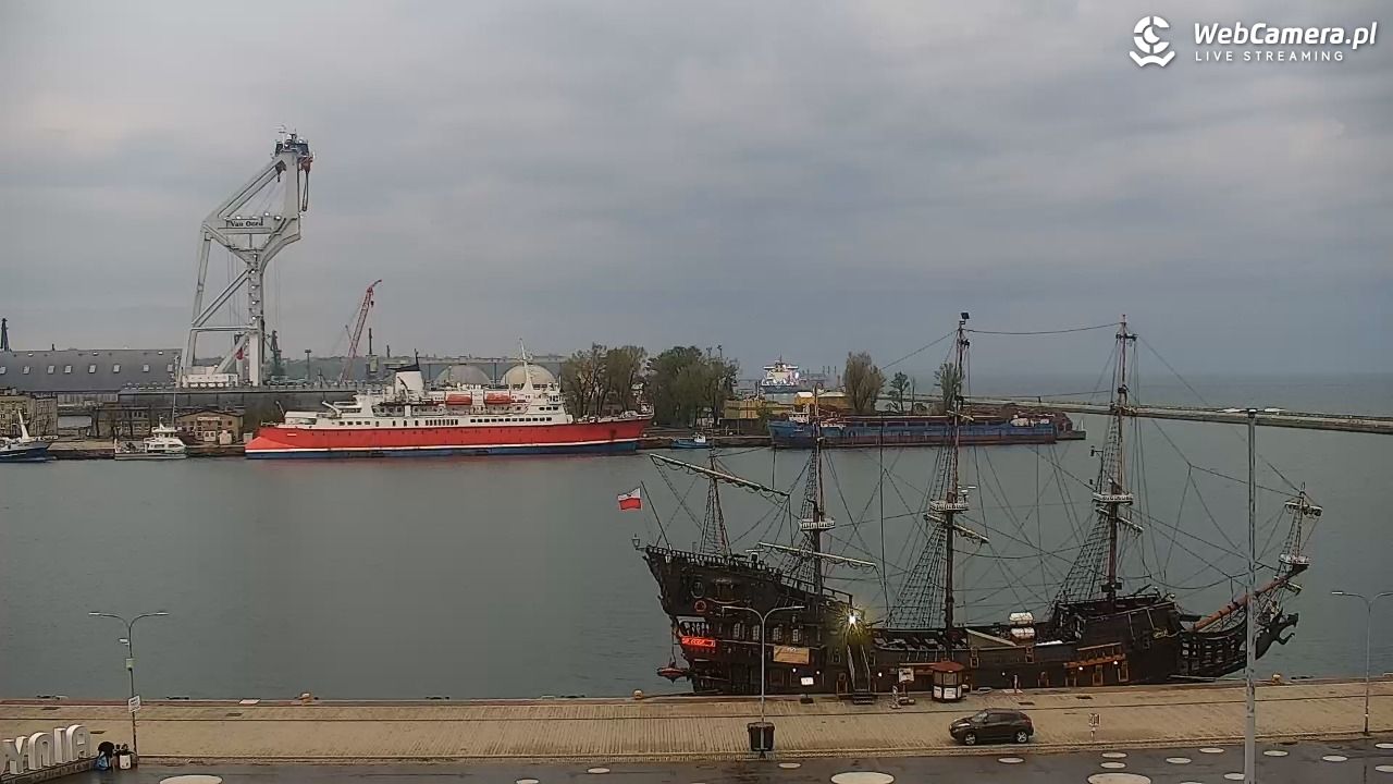 GDYNIA - widok na Przystań Jachtową - 11 maj 2026, 20:09