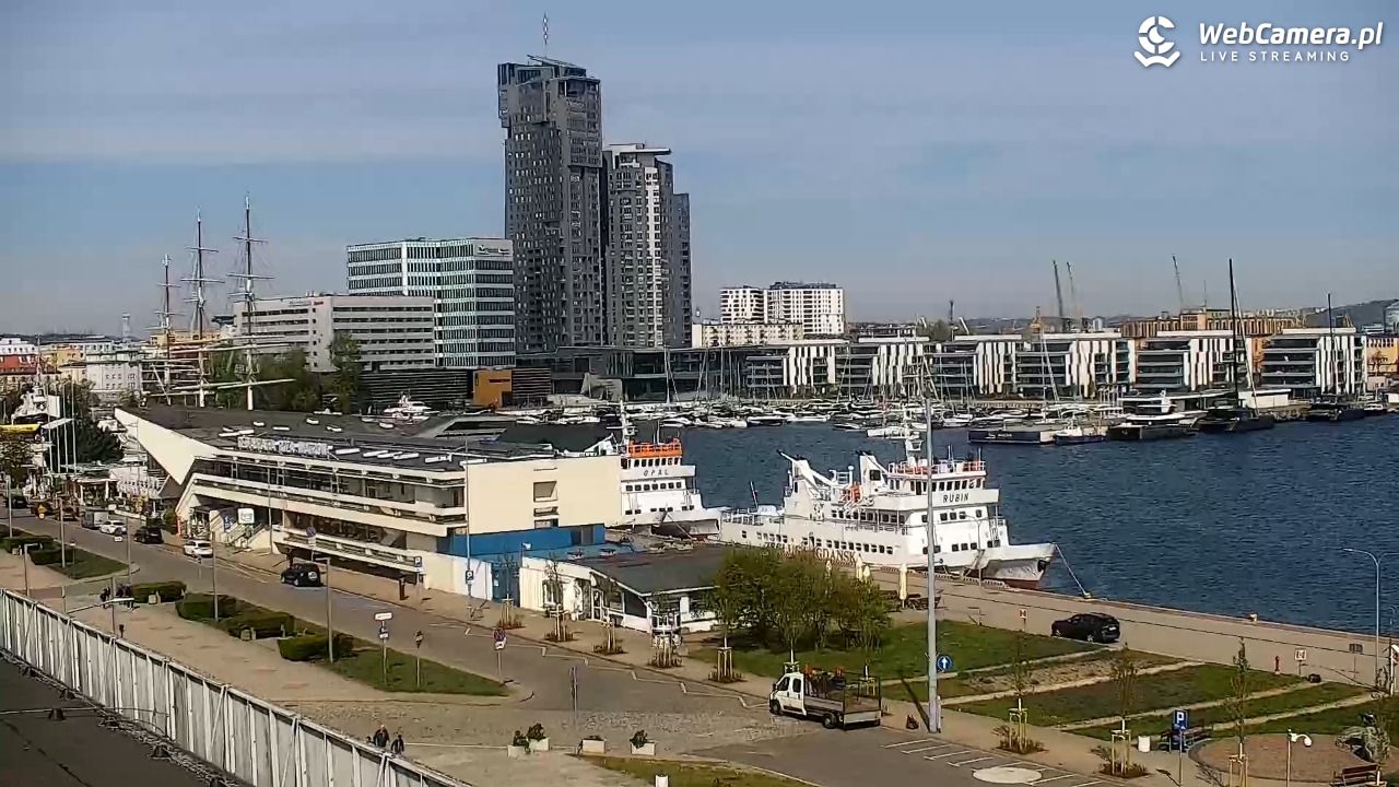 GDYNIA - widok na Przystań Jachtową - 11 maj 2026, 10:20