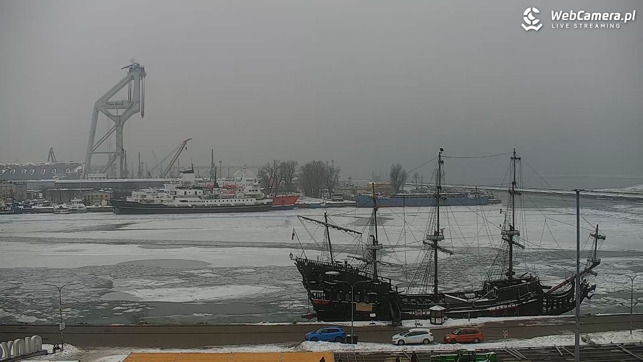 GDYNIA - widok na Przystań Jachtową - 10 luty 2026, 10:07