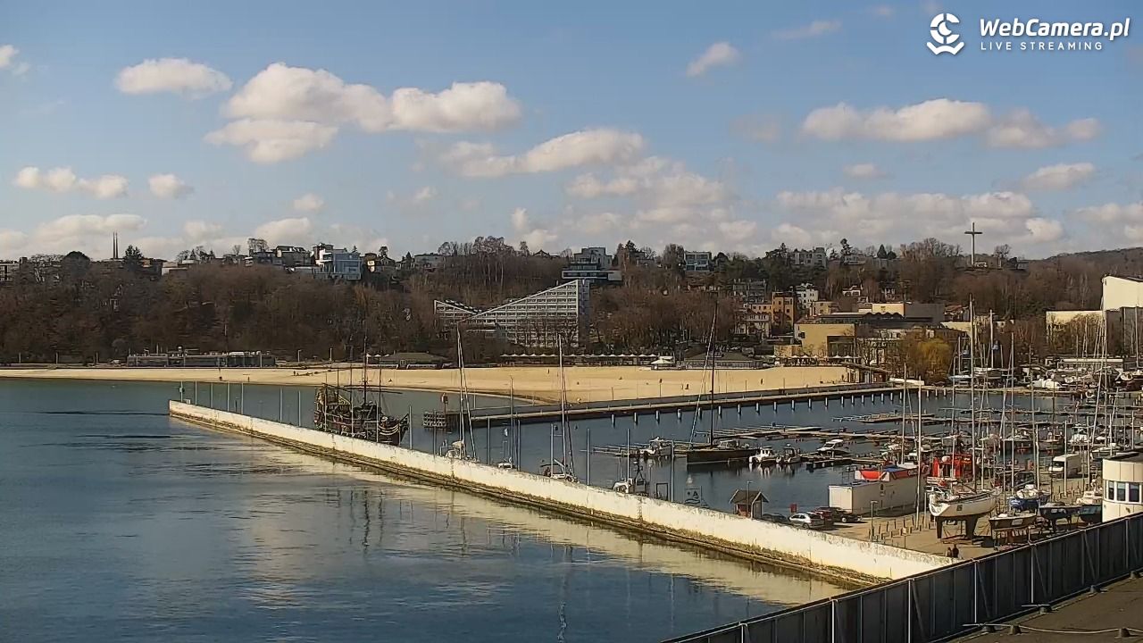 GDYNIA - widok na Przystań Jachtową - 27 marzec 2026, 10:12