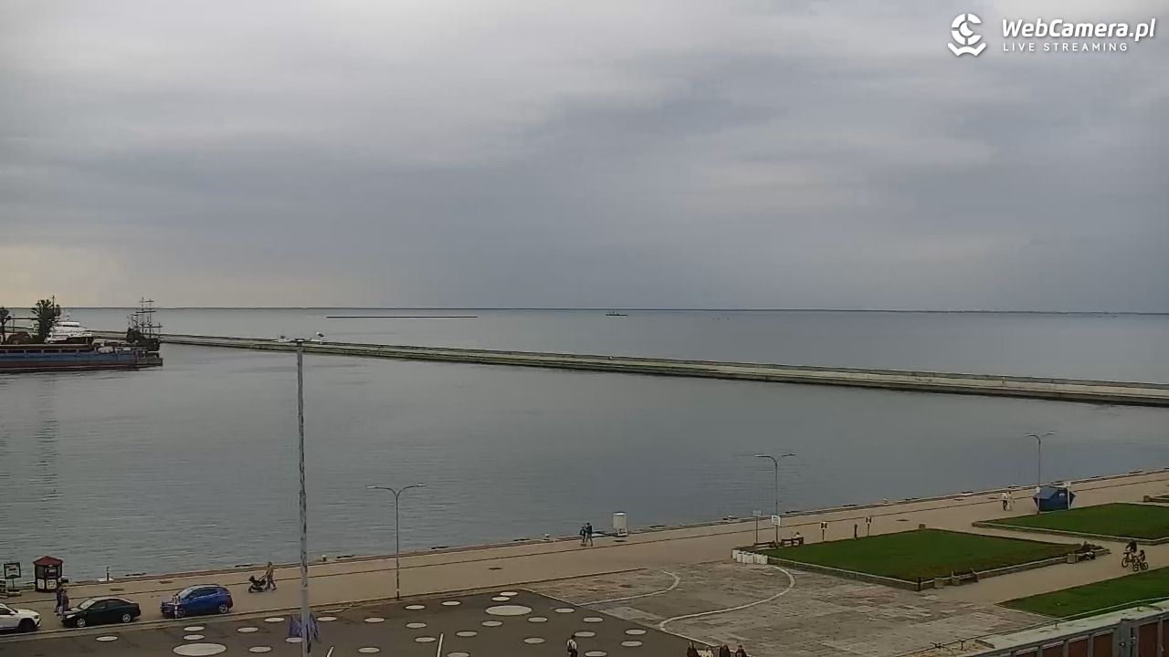 GDYNIA - widok na Przystań Jachtową - 26 wresień 2026, 17:43