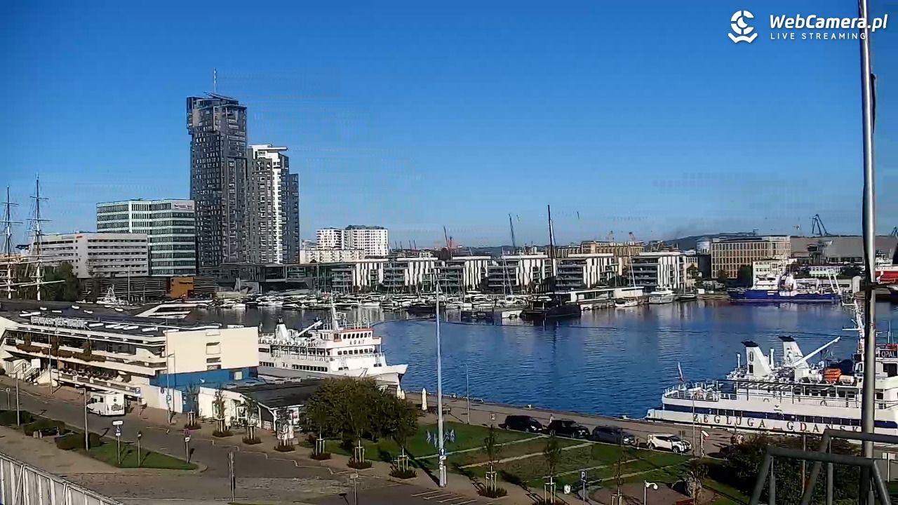 GDYNIA - widok na Przystań Jachtową - 27 wresień 2026, 09:15