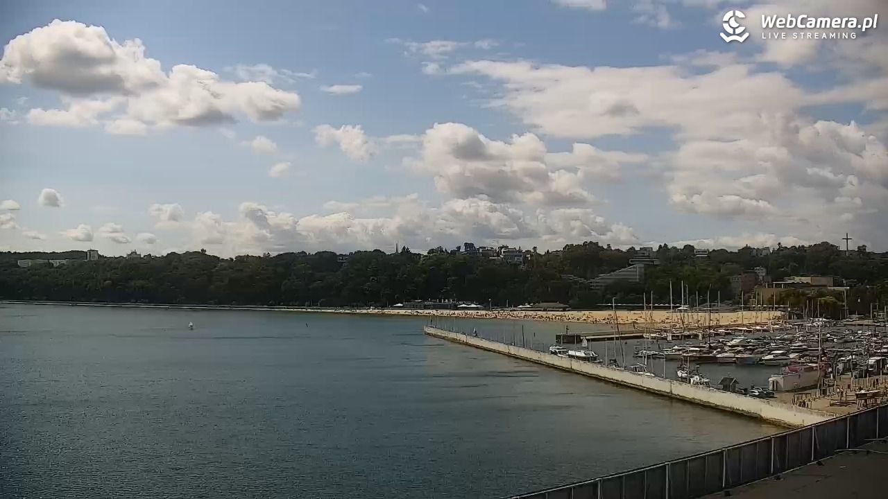 GDYNIA - widok na Przystań Jachtową - 11 sierpień 2026, 12:21