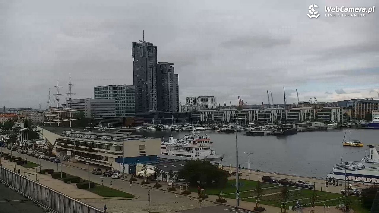 GDYNIA - widok na Przystań Jachtową - 24 wresień 2026, 13:58
