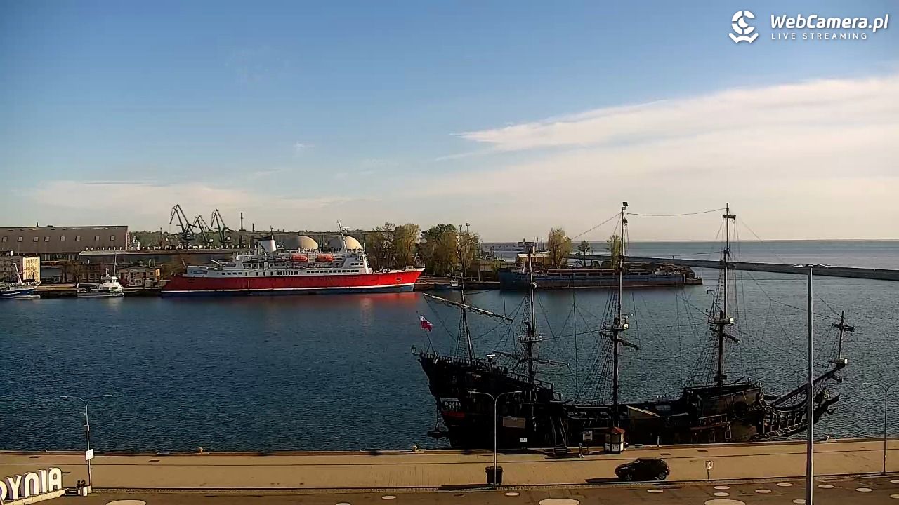 GDYNIA - widok na Przystań Jachtową - 09 maj 2026, 07:25