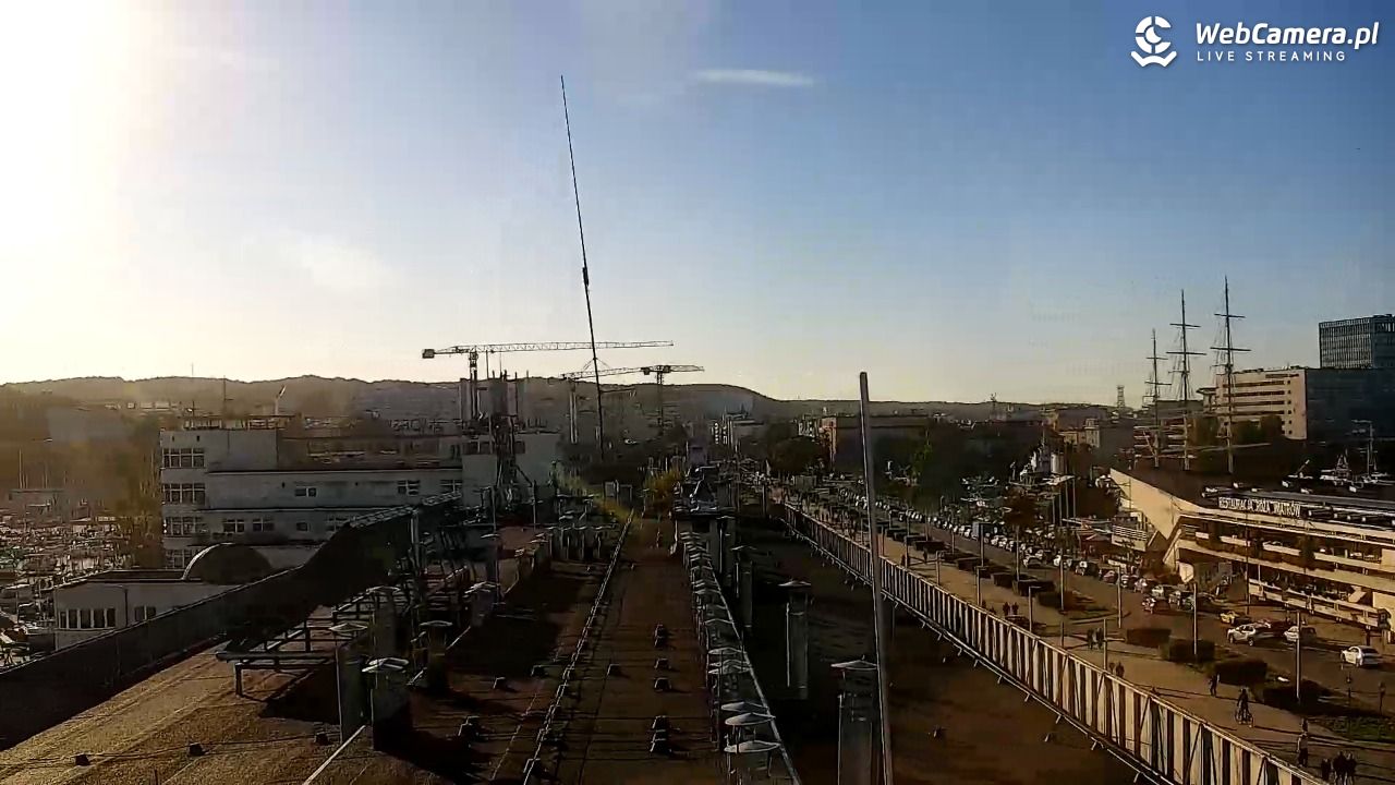 GDYNIA - widok na Przystań Jachtową - 27 wresień 2026, 16:39