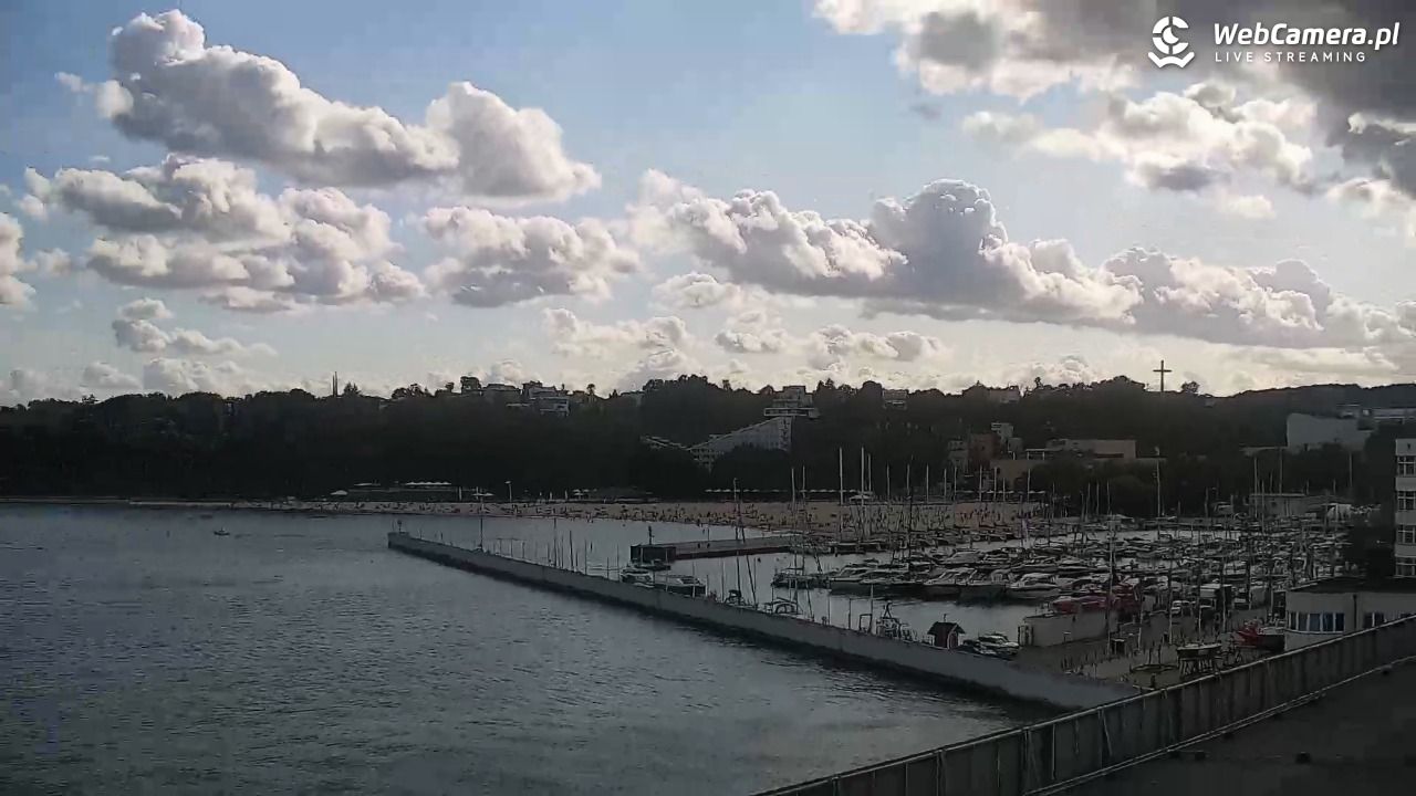 GDYNIA - widok na Przystań Jachtową - 11 sierpień 2026, 17:00