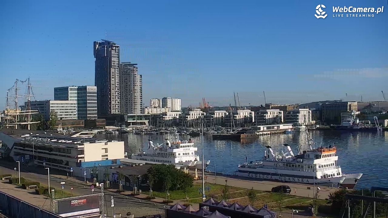 GDYNIA - widok na Przystań Jachtową - 26 czerwiec 2026, 06:51