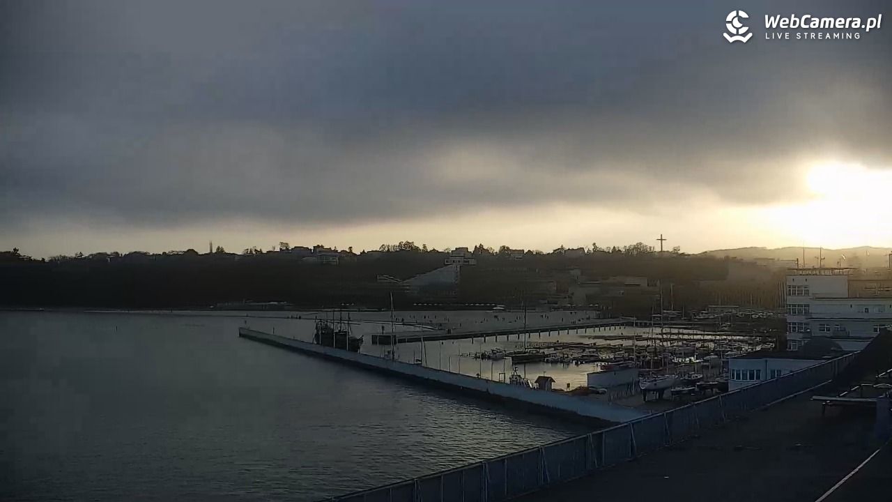 GDYNIA - widok na Przystań Jachtową - 27 marzec 2026, 17:10