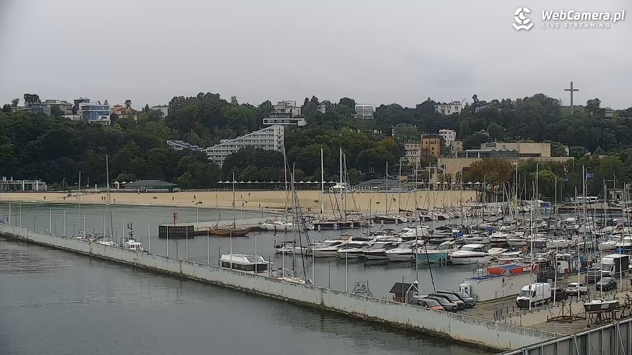 GDYNIA - widok na Przystań Jachtową - 24 wresień 2026, 13:59