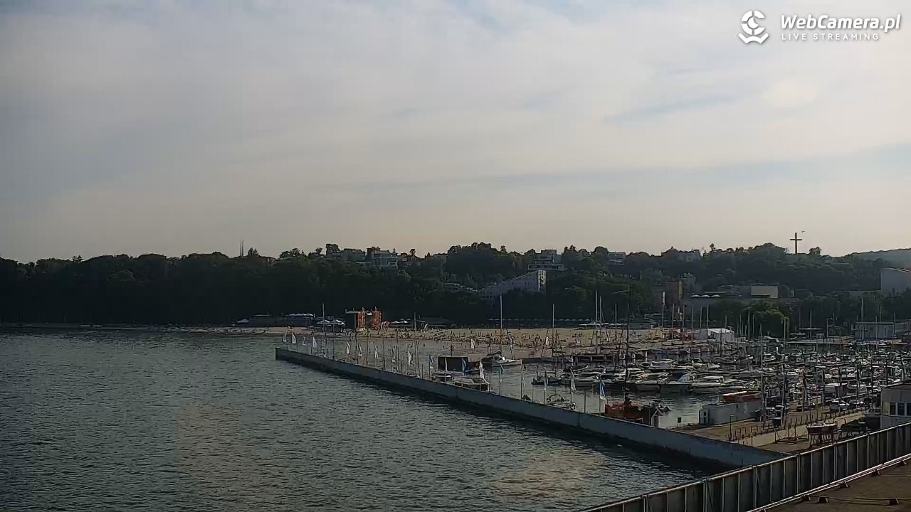 GDYNIA - widok na Przystań Jachtową - 28 czerwiec 2026, 18:16