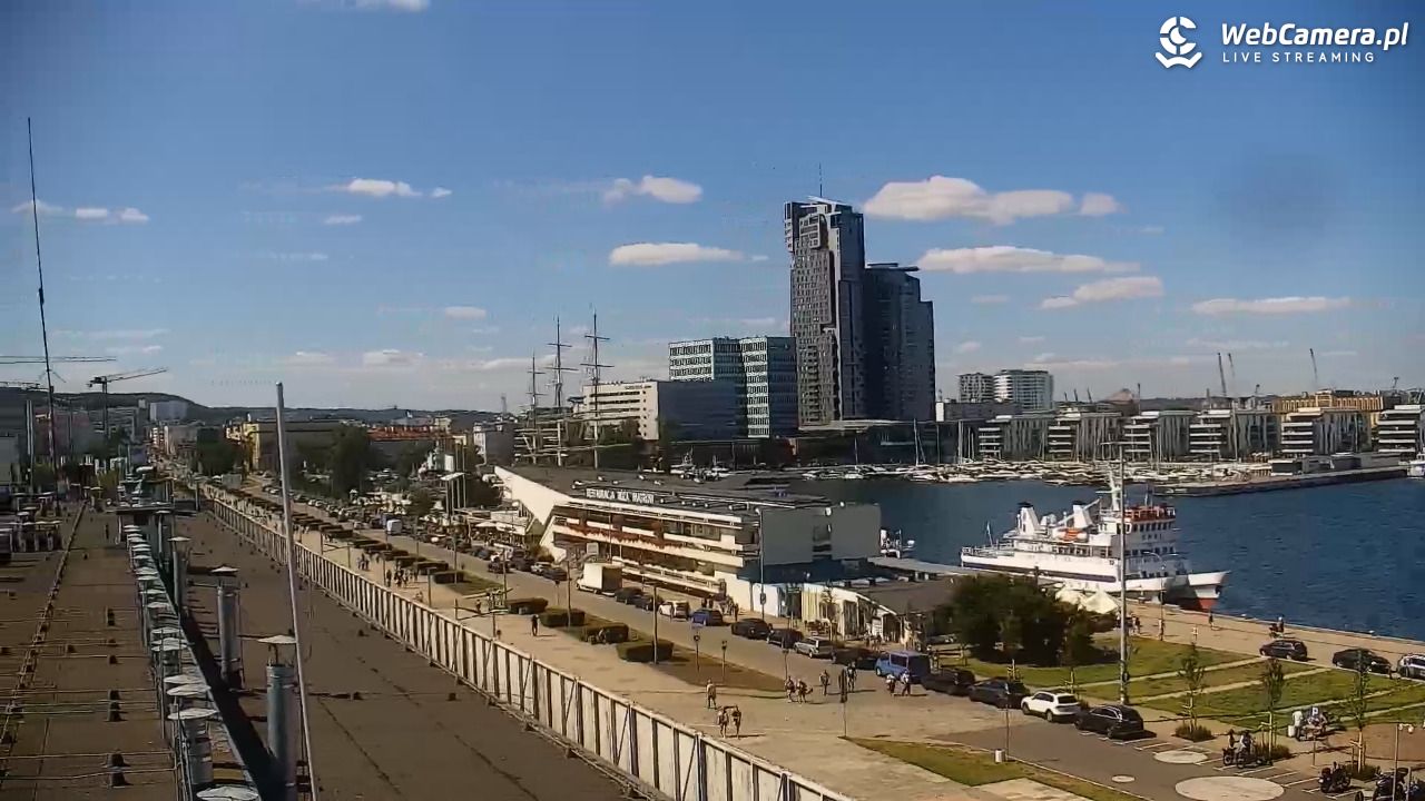 GDYNIA - widok na Przystań Jachtową - 13 sierpień 2026, 13:50