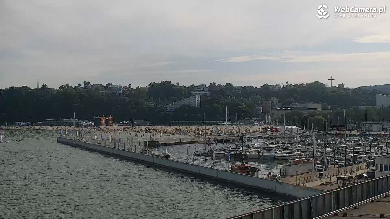 GDYNIA - widok na Przystań Jachtową - 27 czerwiec 2026, 17:49