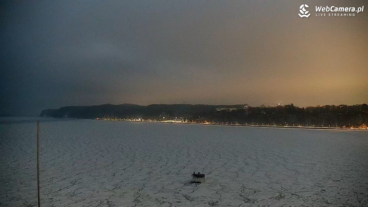 GDYNIA - widok na Przystań Jachtową - 09 luty 2026, 17:20