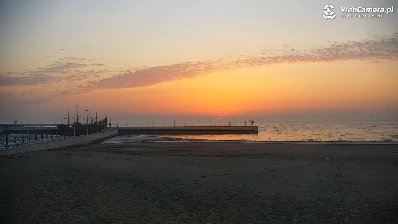 GDYNIA - widok na plażę i marinę - 28 luty 2026, 06:41