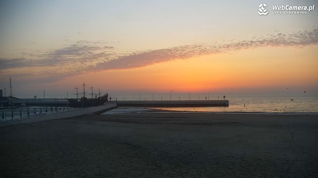 GDYNIA - widok na plażę i marinę - 28 luty 2026, 06:39