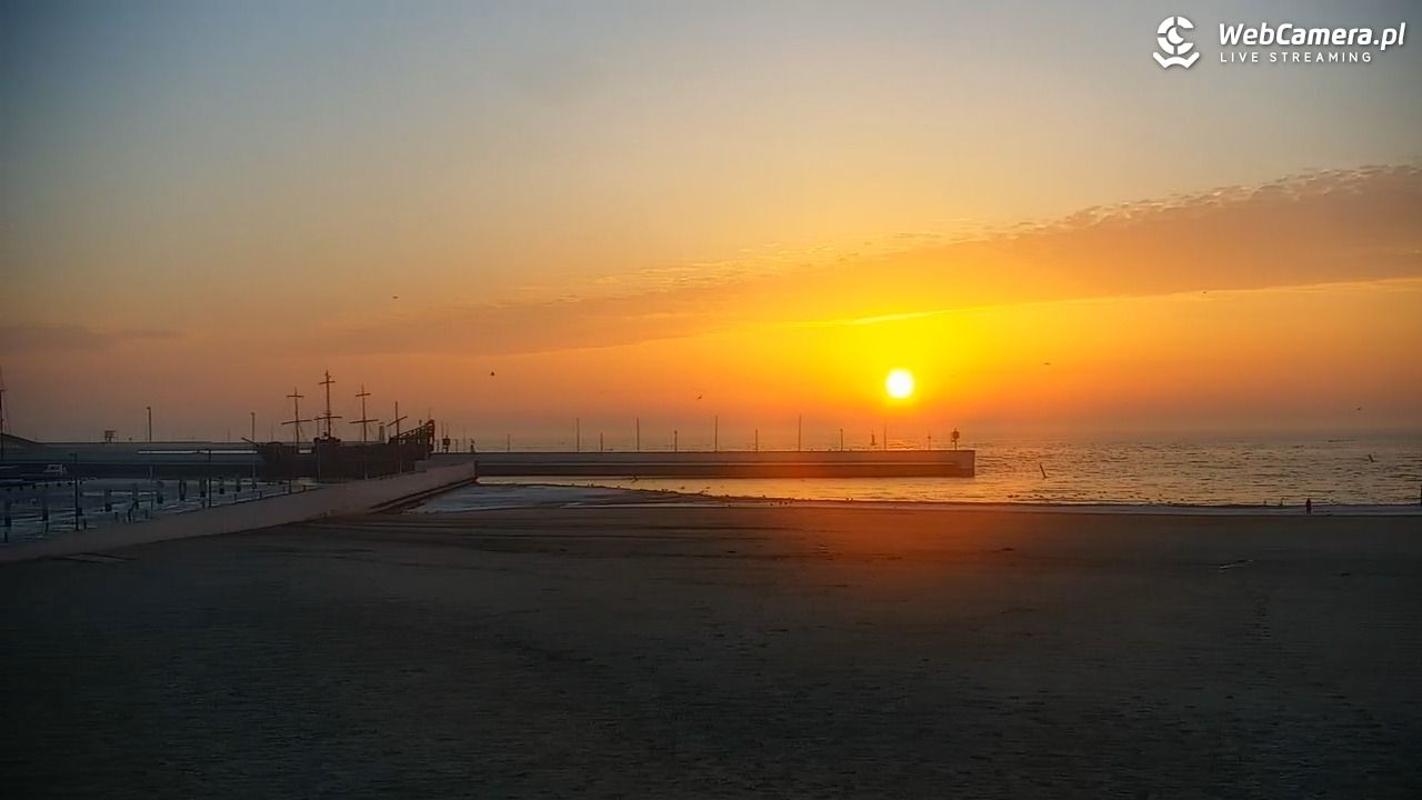GDYNIA - widok na plażę i marinę - 28 luty 2026, 06:54