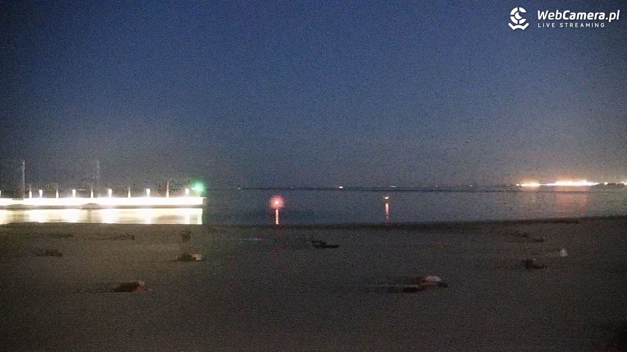 GDYNIA - widok na plażę i marinę - 29 maj 2026, 22:45