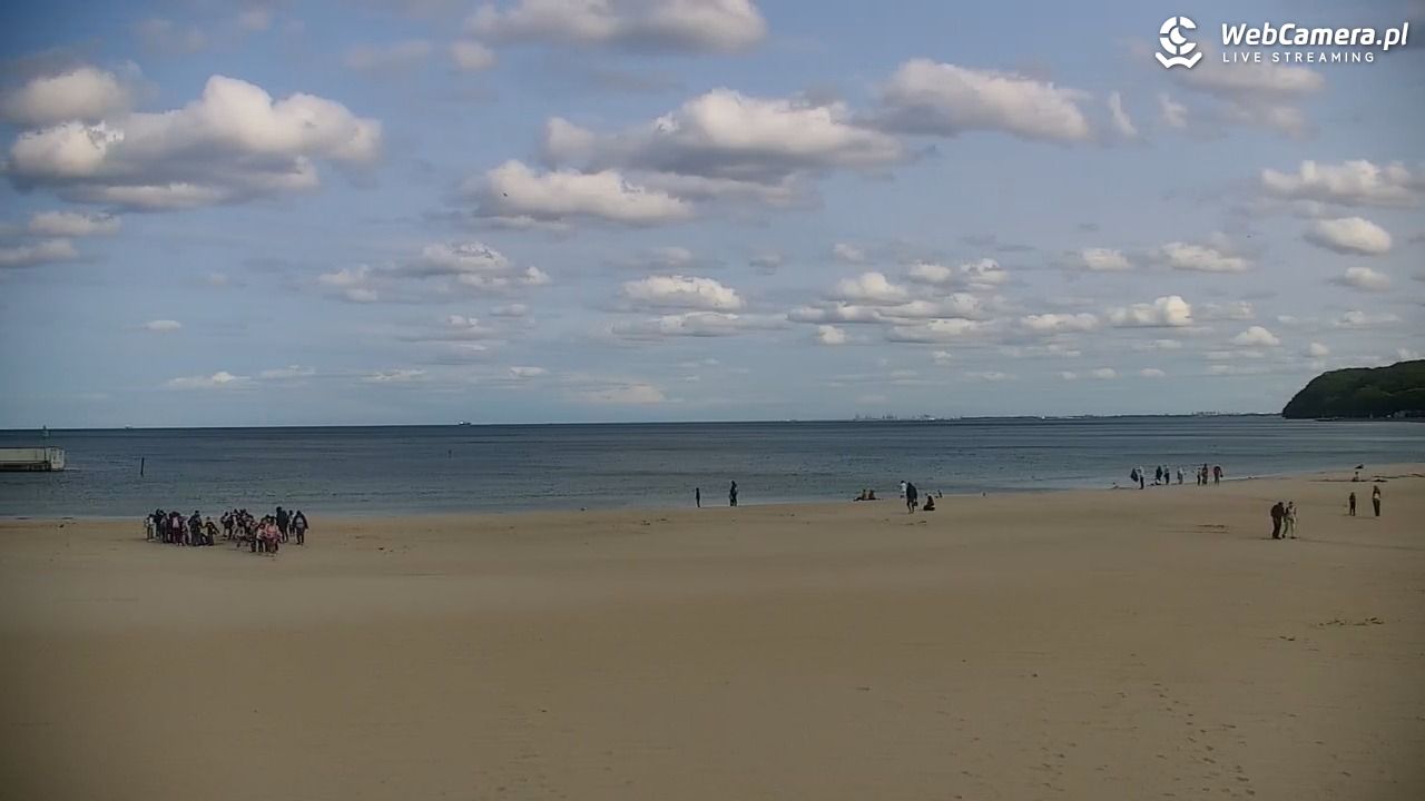 GDYNIA - widok na plażę i marinę - 09 czerwiec 2025, 16:49