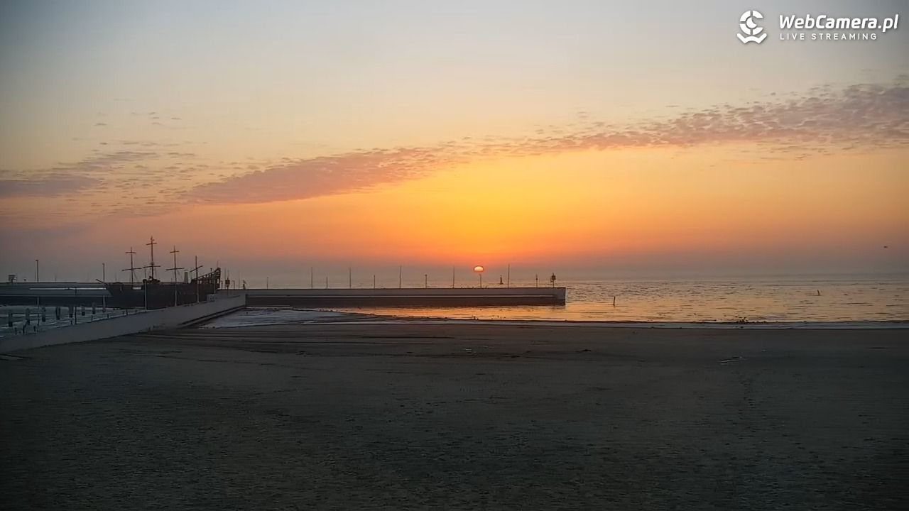 GDYNIA - widok na plażę i marinę - 28 luty 2026, 06:42