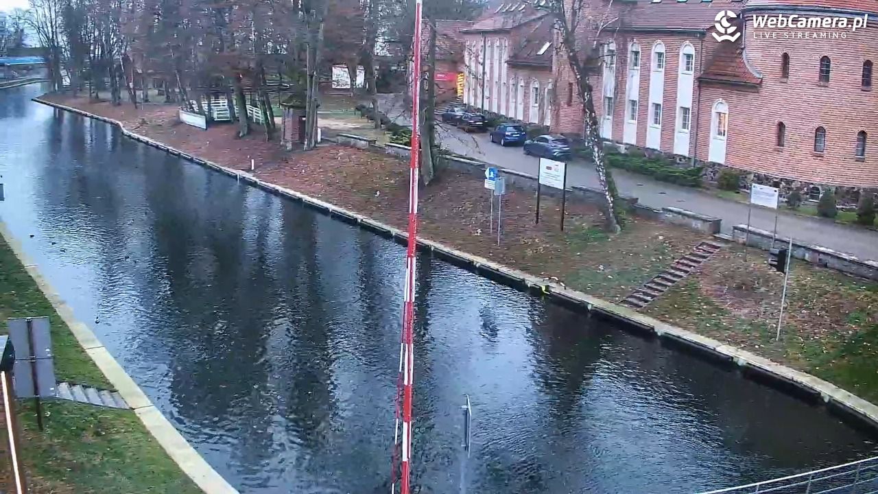 Giżycko - widok na most obrotowy - 26 grudzień 2025, 07:58