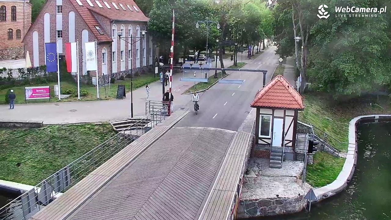 Giżycko - widok na most obrotowy - 29 maj 2026, 18:52