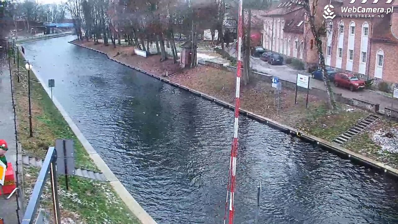 Giżycko - widok na most obrotowy - 28 grudzień 2025, 08:17