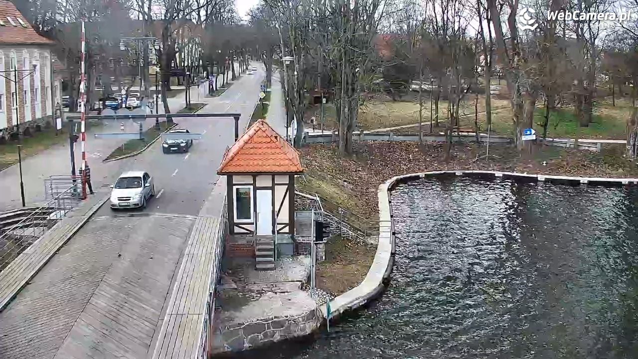 Giżycko - widok na most obrotowy - 06 kwiecień 2026, 14:03