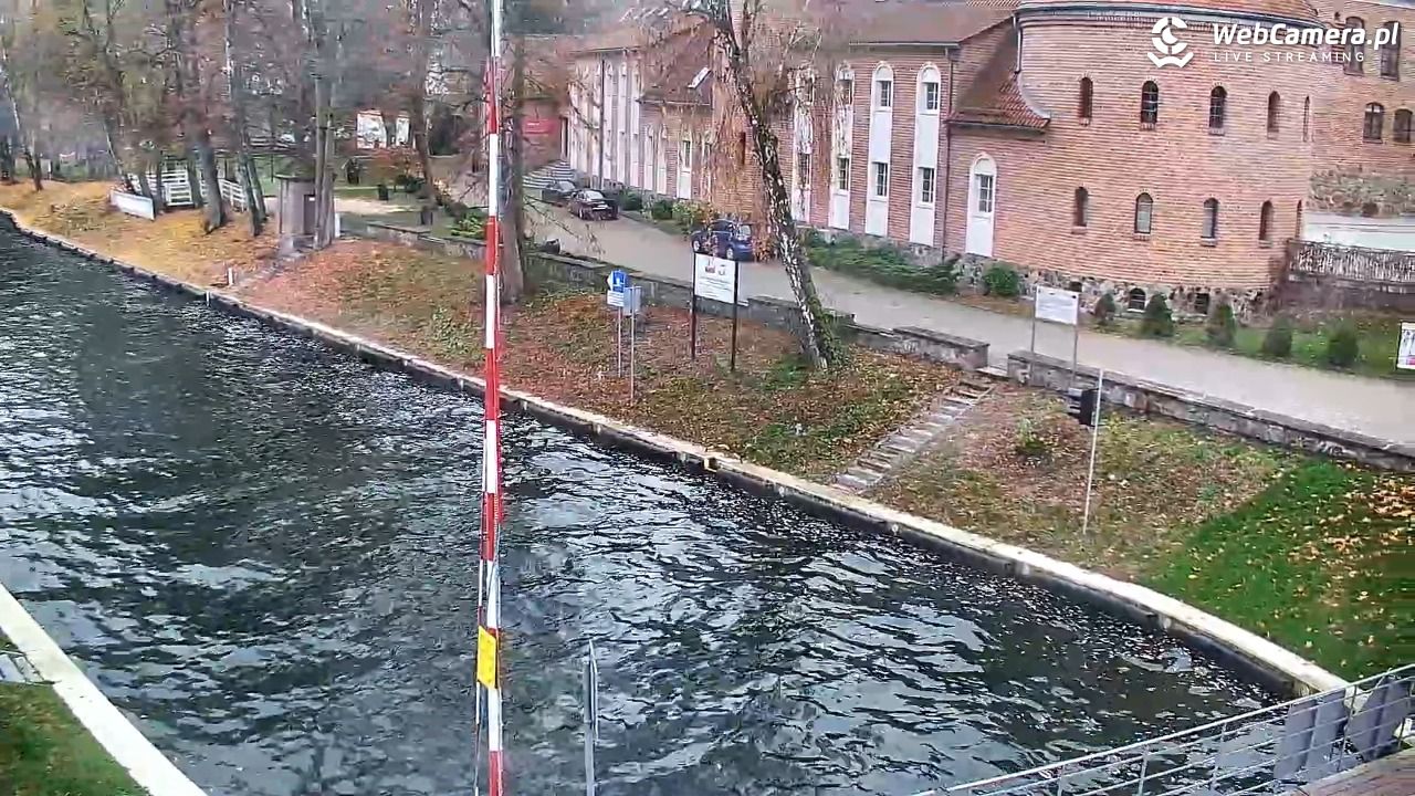 Giżycko - widok na most obrotowy - 08 listopad 2025, 14:06