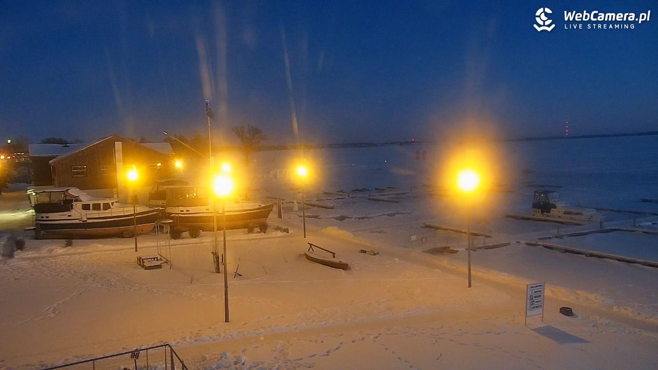 Giżycko - widok na marinę i molo - 31 styczeń 2026, 17:00