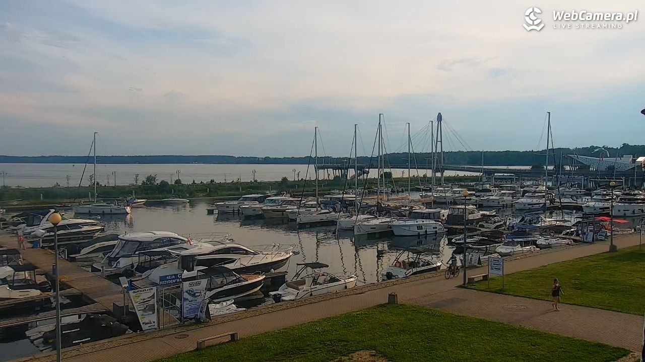 Giżycko - widok na marinę i molo - 21 czerwiec 2026, 18:46
