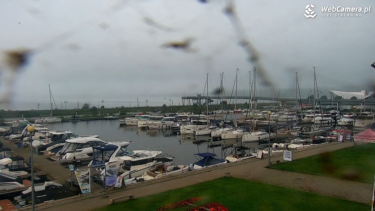 Giżycko - widok na marinę i molo - 04 wresień 2025, 21:25