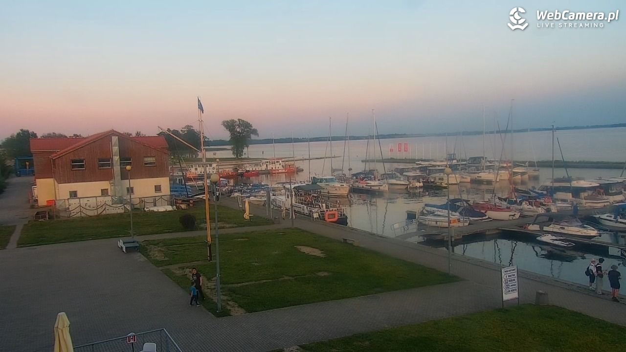Giżycko - widok na marinę i molo - 20 czerwiec 2026, 21:01