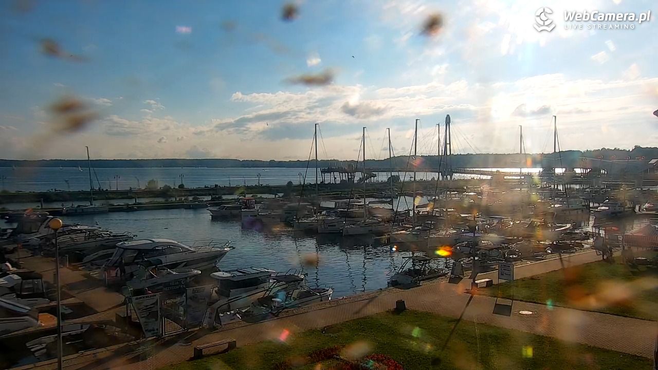 Giżycko - widok na marinę i molo - 30 sierpień 2025, 16:56