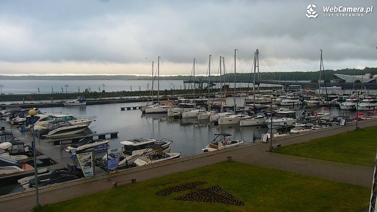 Giżycko - widok na marinę i molo - 15 maj 2025, 06:50