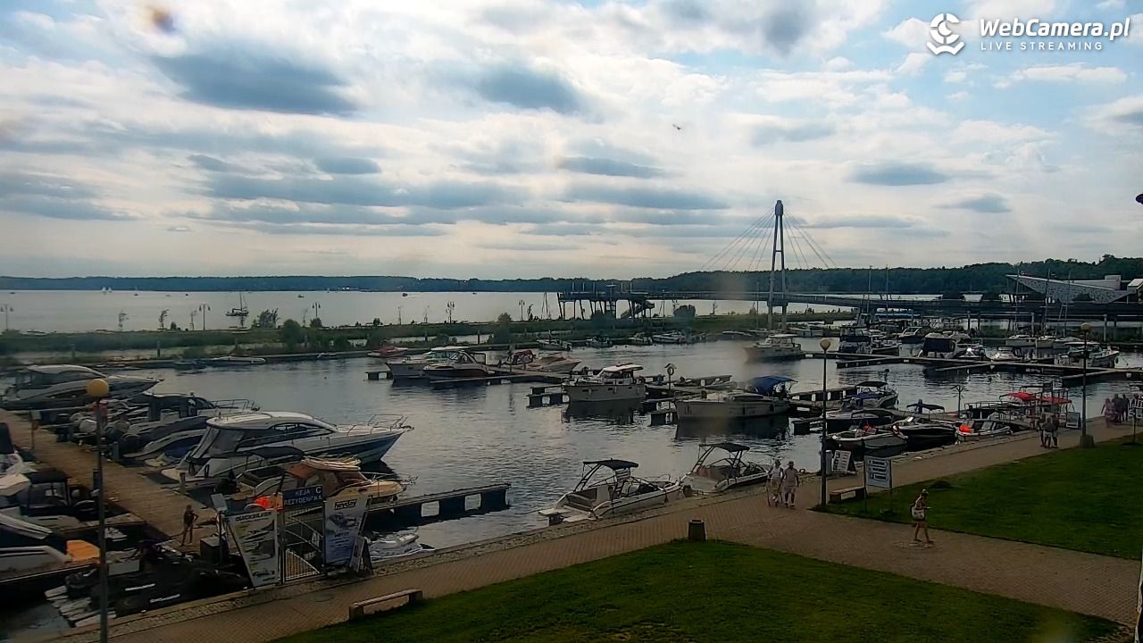 Giżycko - widok na marinę i molo - 03 sierpień 2026, 15:09