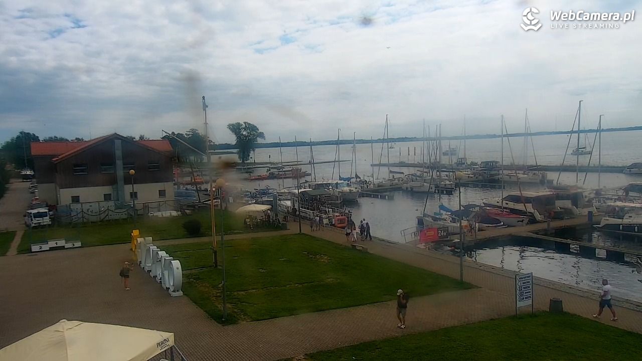 Giżycko - widok na marinę i molo - 03 sierpień 2026, 11:54