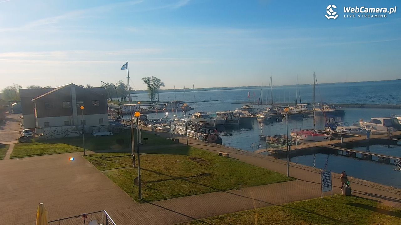 Giżycko - widok na marinę i molo - 04 maj 2026, 07:04