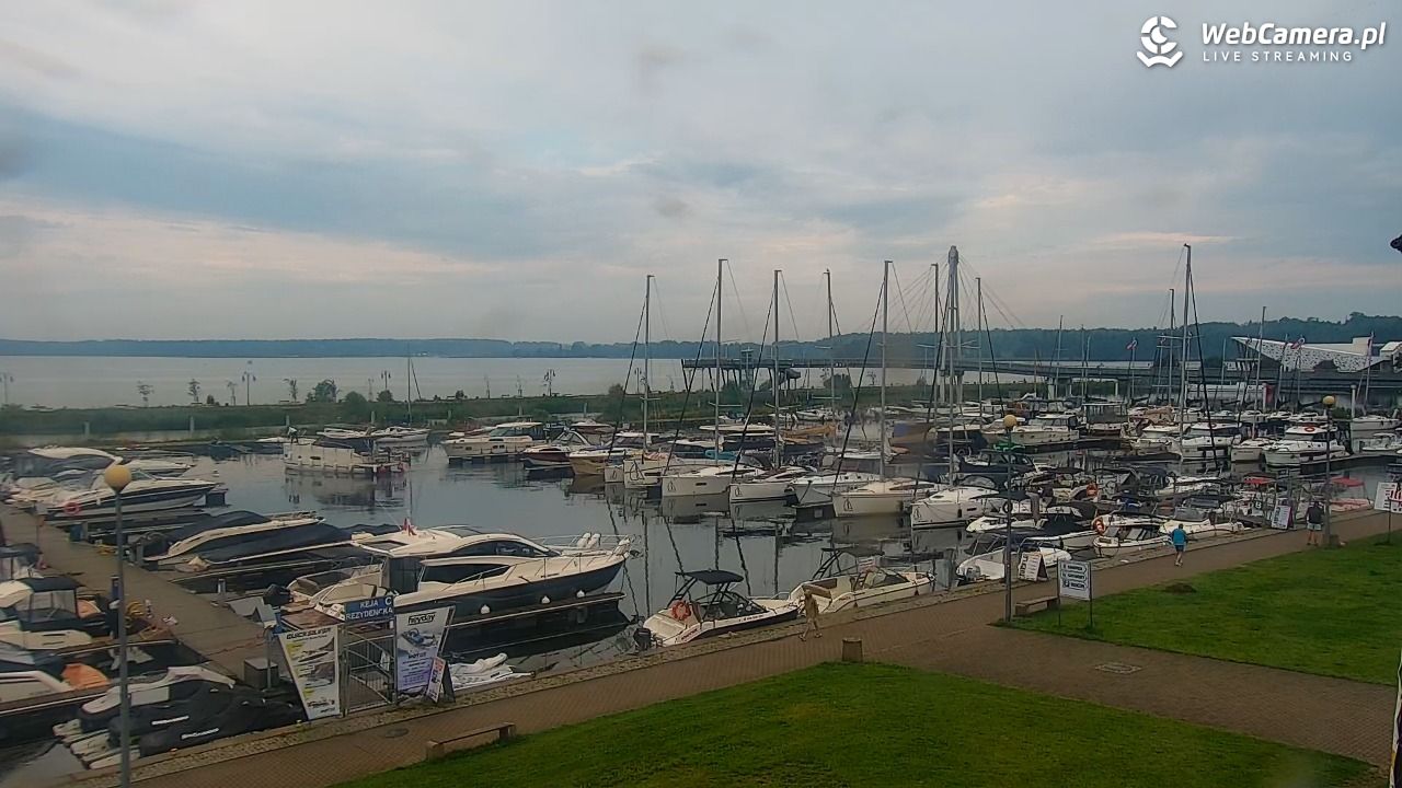 Giżycko - widok na marinę i molo - 01 sierpień 2026, 07:28