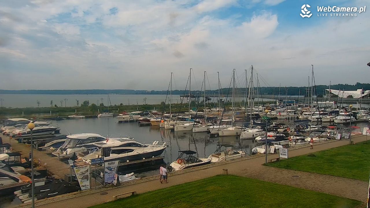 Giżycko - widok na marinę i molo - 01 sierpień 2026, 09:07