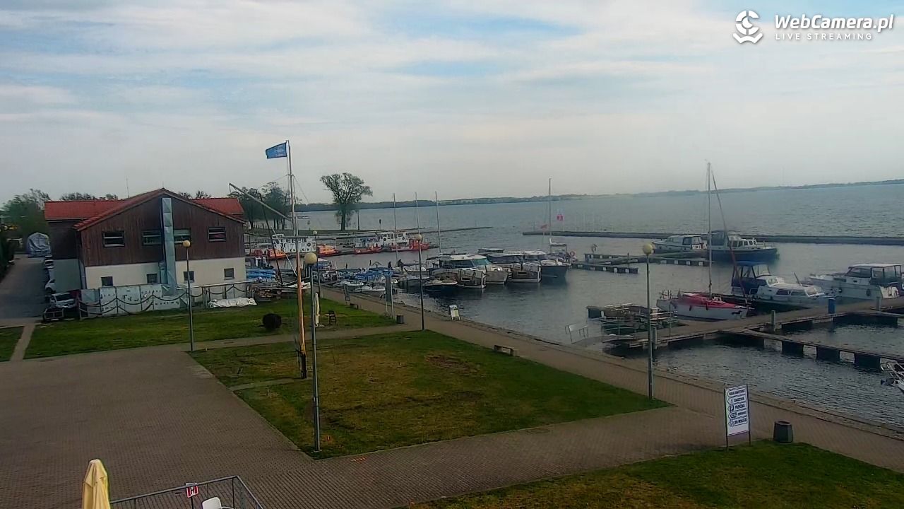 Giżycko - widok na marinę i molo - 04 maj 2026, 14:50