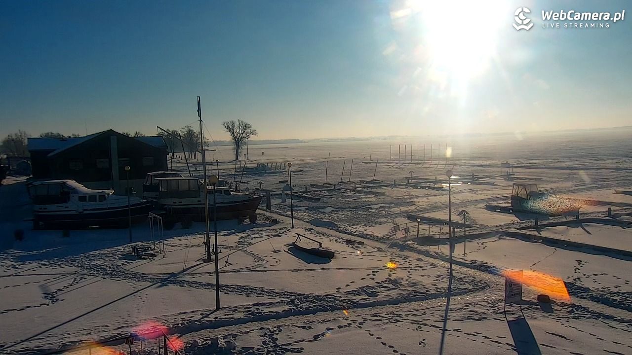 Giżycko - widok na marinę i molo - 01 luty 2026, 09:37