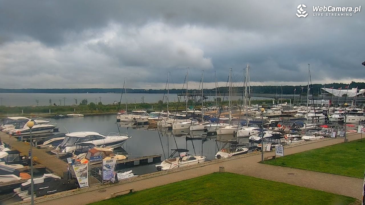 Giżycko - widok na marinę i molo - 02 sierpień 2026, 06:59