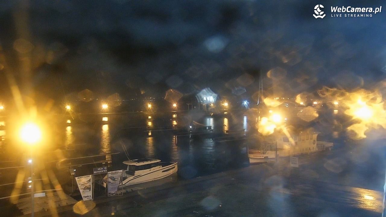 Giżycko - widok na marinę i molo - 13 grudzień 2025, 22:09