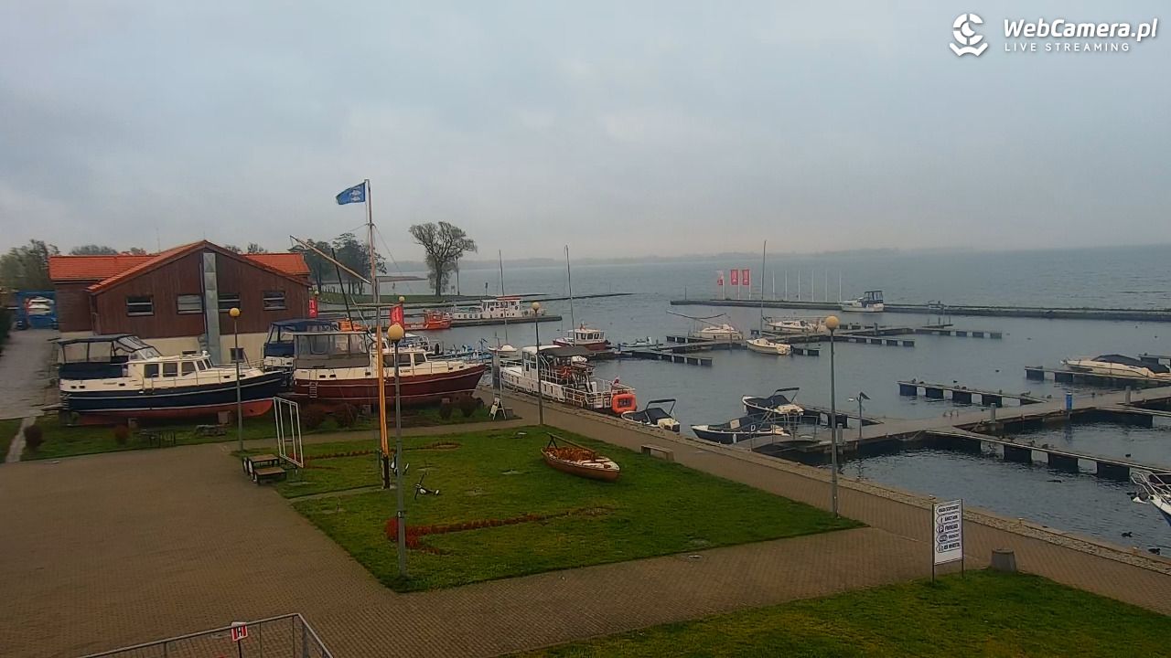 Giżycko - widok na marinę i molo - 28 październik 2025, 07:13