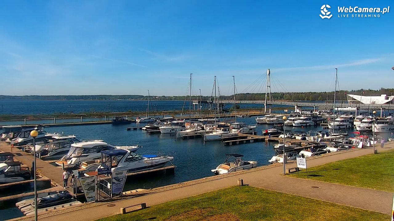Giżycko - widok na marinę i molo - 03 maj 2026, 09:51