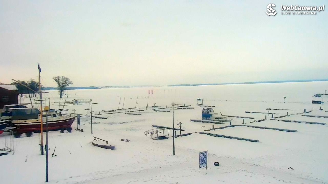 Giżycko - widok na marinę i molo - 29 styczeń 2026, 08:41