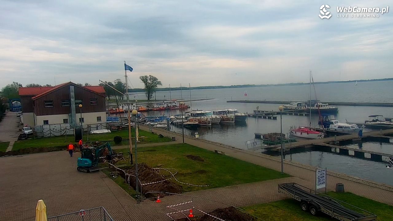 Giżycko - widok na marinę i molo - 06 maj 2026, 13:10