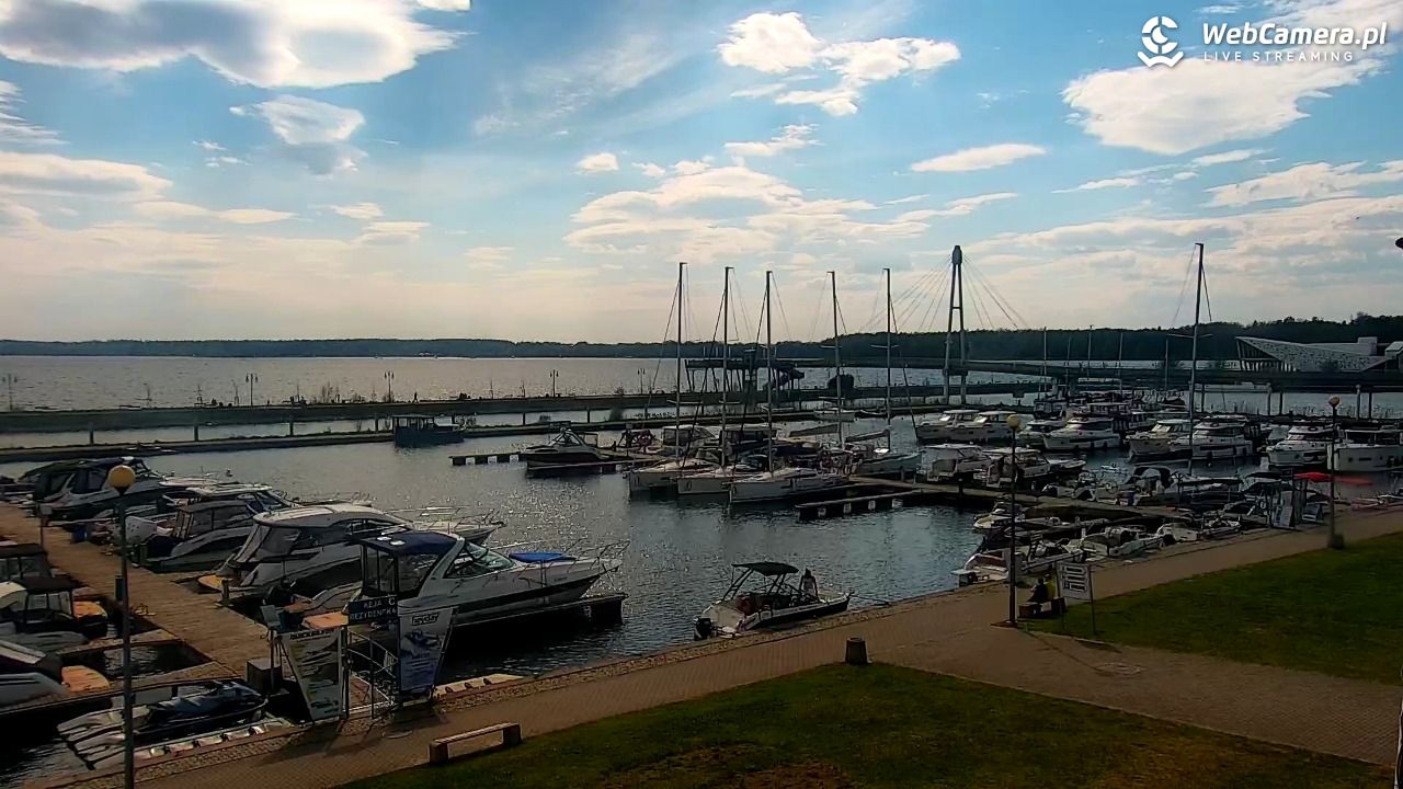 Giżycko - widok na marinę i molo - 04 maj 2026, 14:48
