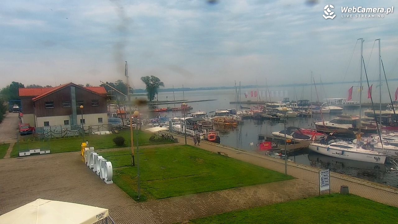 Giżycko - widok na marinę i molo - 01 sierpień 2026, 17:14